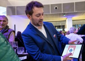 Hervé Troccaz, magicien digital à Lyon pour une soirée Galeries Lafayette