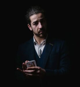 Animation soirée privée Lyon avec le magicien lyonnais Thomas Lefranc